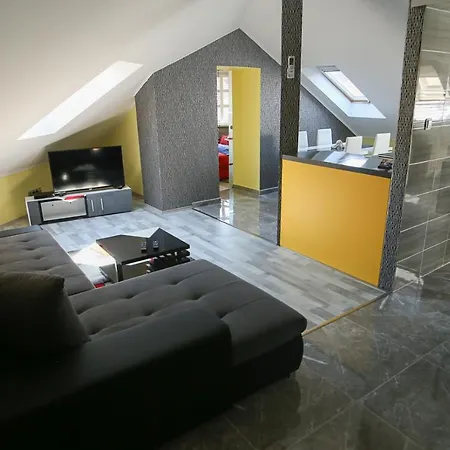 Centrum Lux 2 Apartmanok Kaposvár Exteriér fotografie