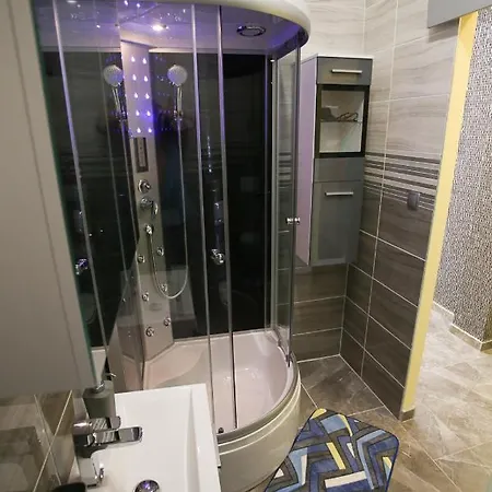 Centrum Lux 2 Apartmanok Kaposvár Exteriér fotografie