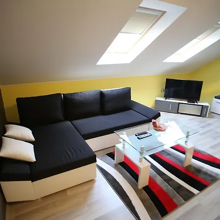 Centrum Lux 2 Apartmanok Kaposvár Exteriér fotografie