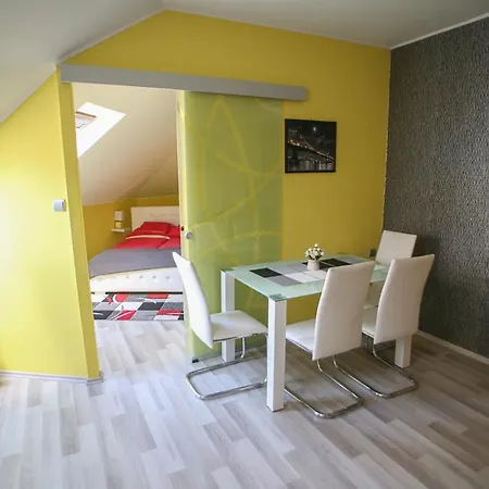 Centrum Lux 2 Apartmanok Kaposvár Exteriér fotografie