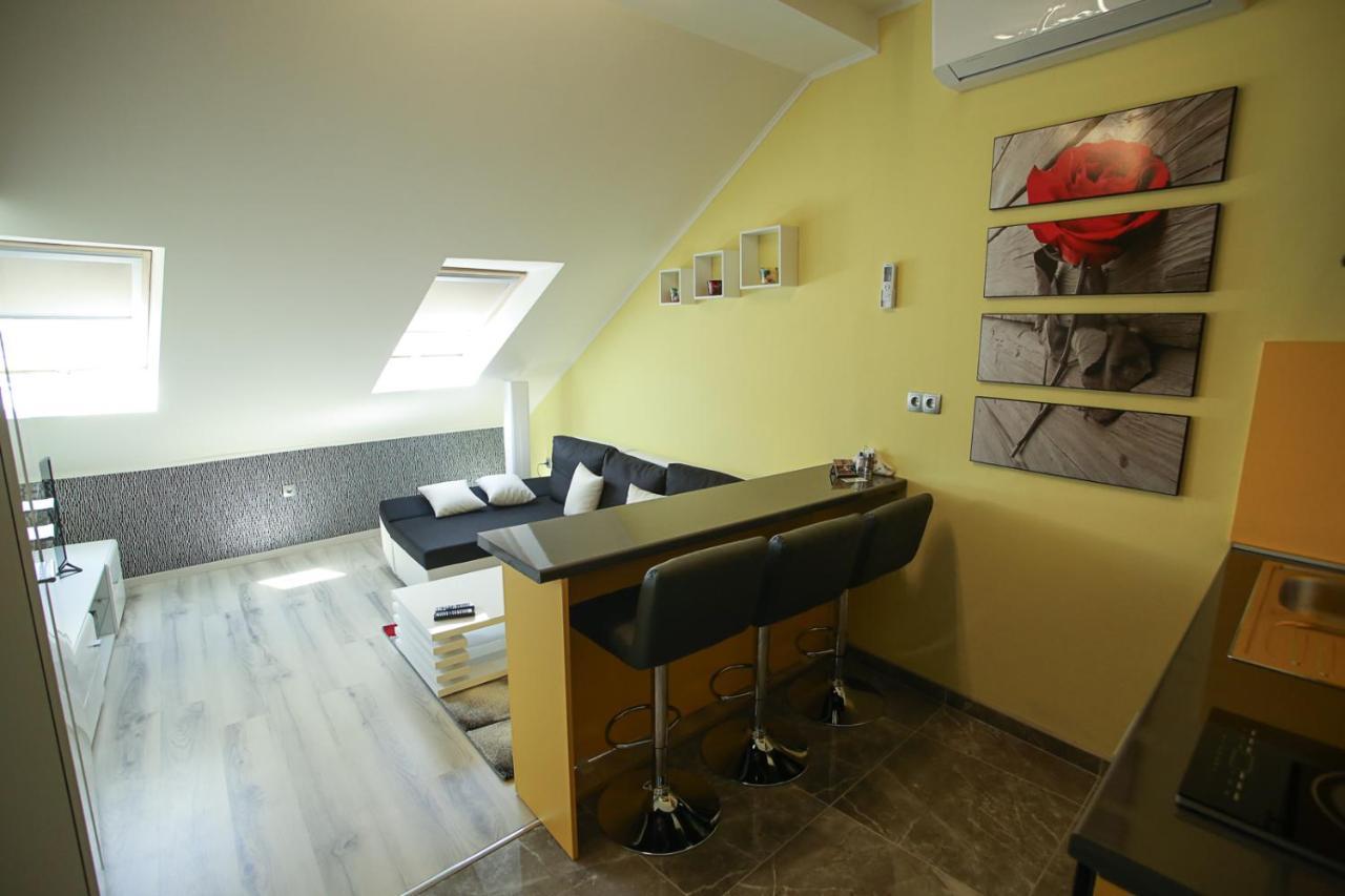 Centrum Lux 2 *