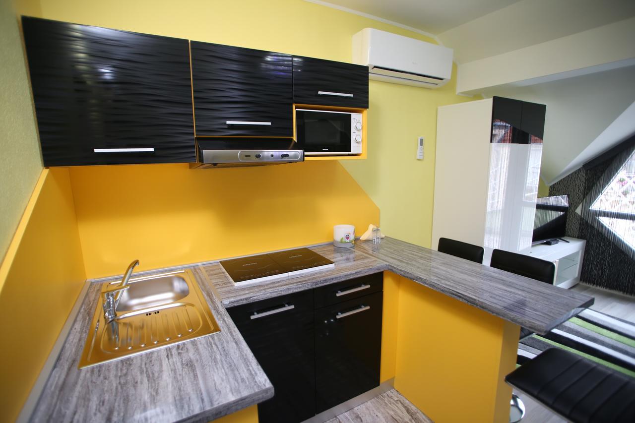 Centrum Lux 2 Apartment *