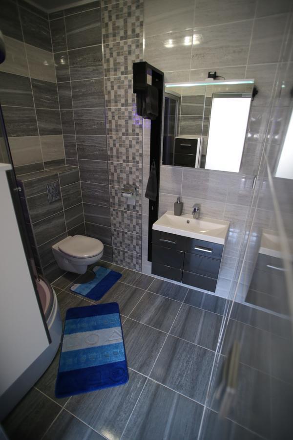 Centrum Lux 2 Apartment *